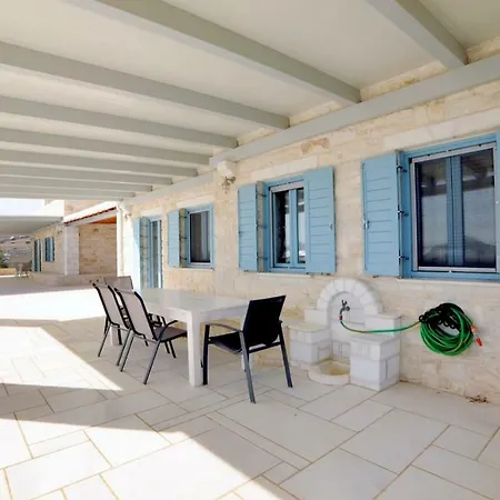 Vakantiehuis Busho *