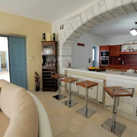 Tatil Evi Busho