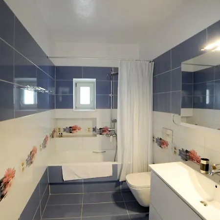 Holiday home Busho Naousa (Paros)